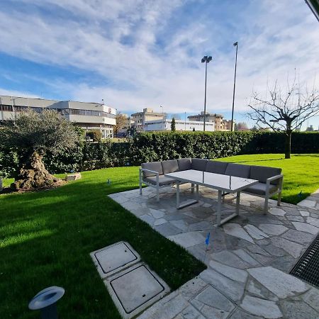 B&B Villa Eden ヴィメルカーテ エクステリア 写真